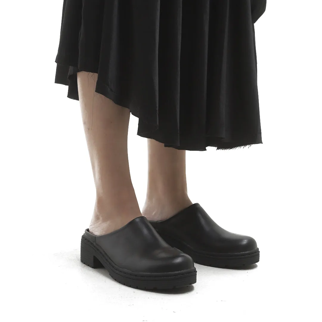 ANN MULES BLACK