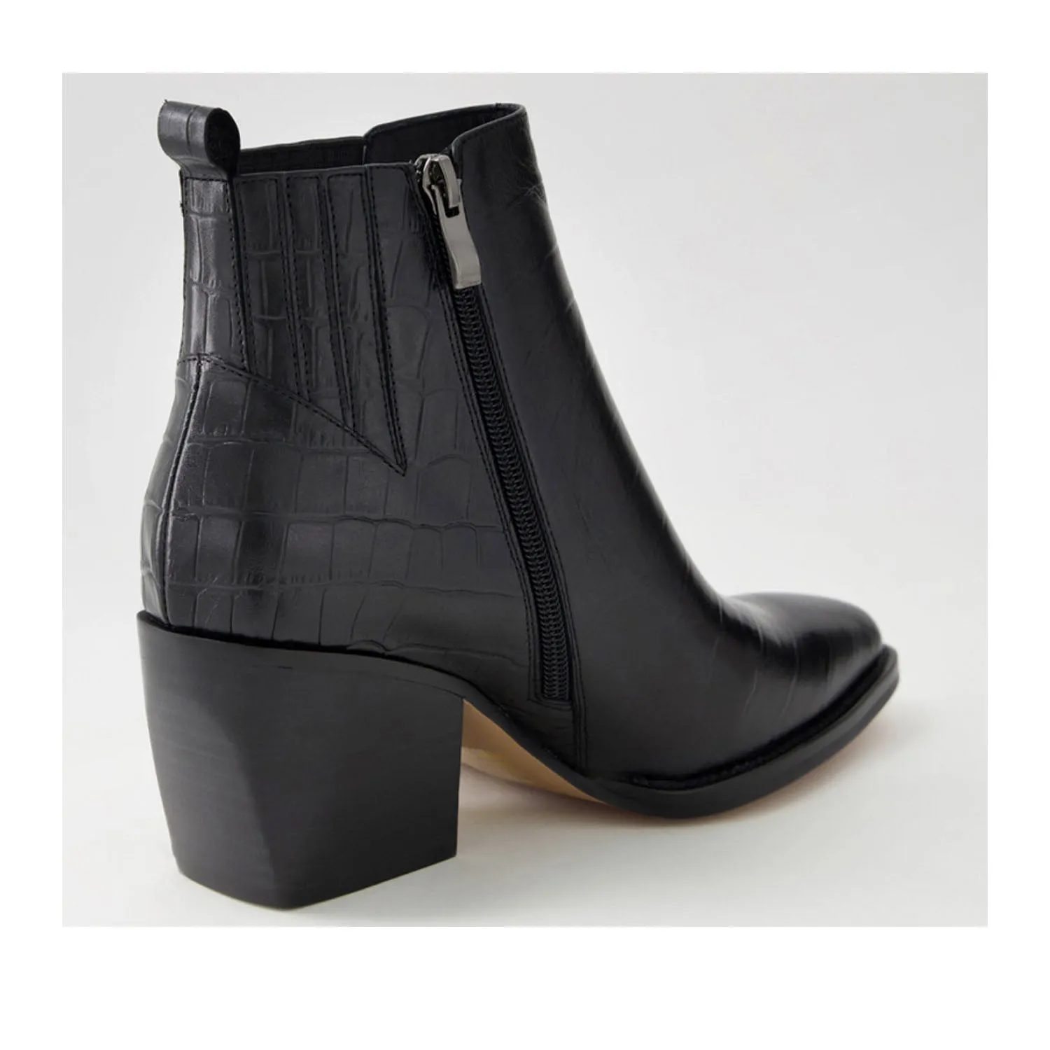 Django and Juliette Women's Morene in Black Croc