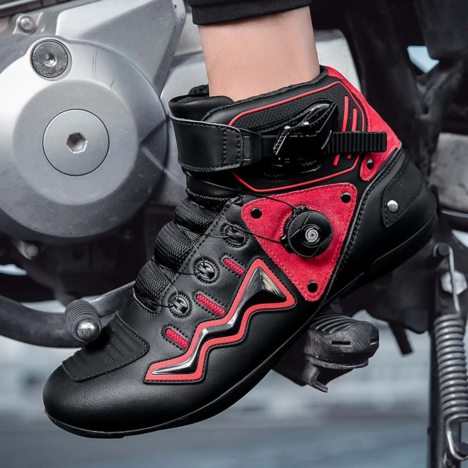 Mens Fashion Motorcycle/Motorbike Boots Crash Protection Stylish short Ankle Racing Adventure Off Road Touring Sports Safety Shoes Reinforced Street Riding Shoes Ankle Support, Anti-Slip Sole
