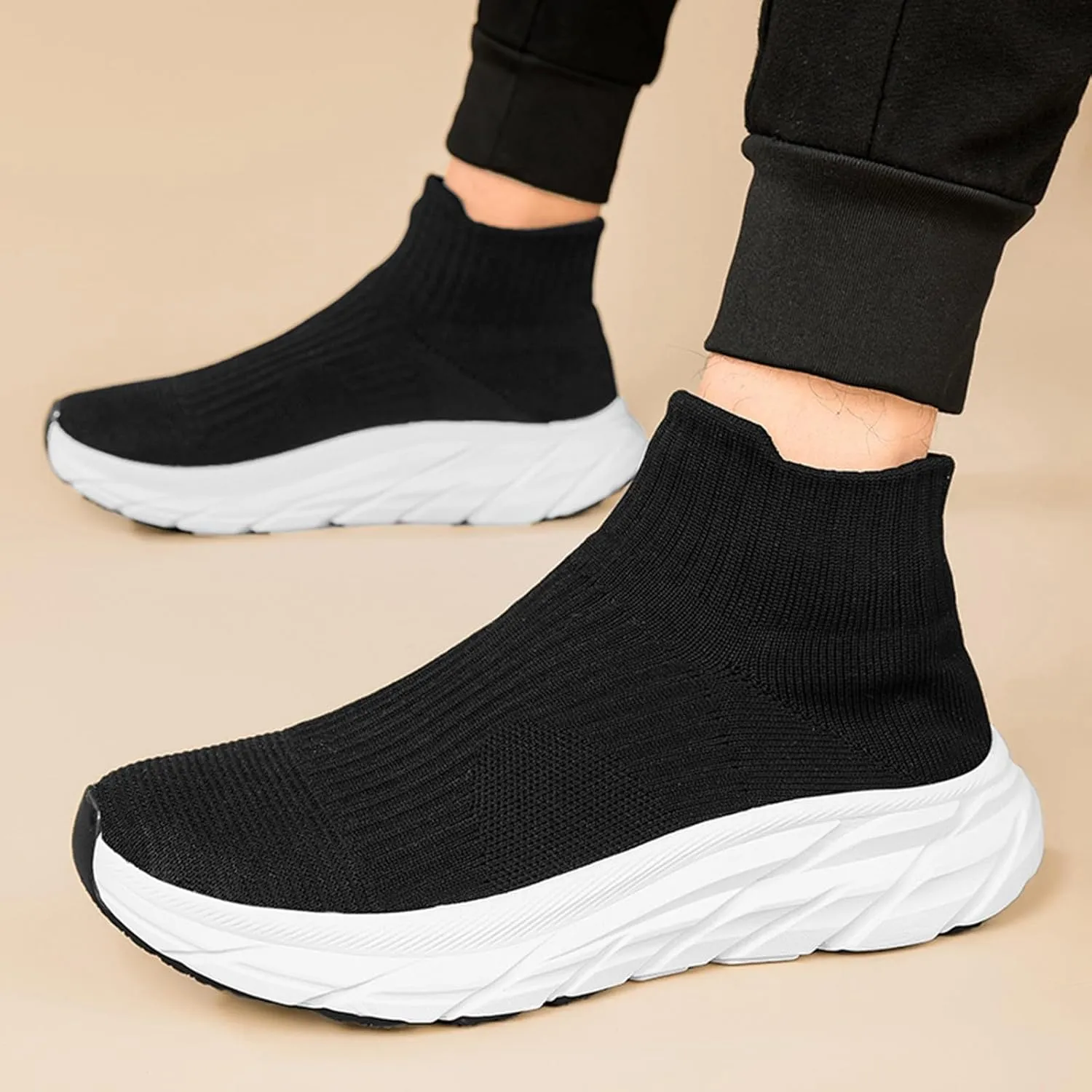 Slip on Walking Shoes Women Comfy Knitted Non Slip Vintage Wide Running Shoes Breathable Gym Workout Shoes Lightweight Fashion Sneakers