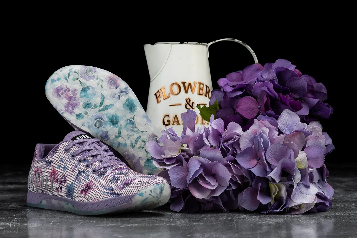 WATERCOLOR FLORAL TRAINER (MEN'S)