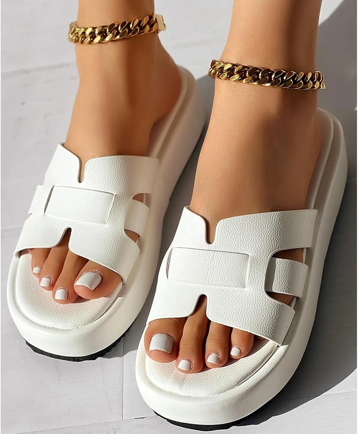 Women Stylish Casual Summer Slipper Vacation Solid PU Slip on Sandals Comfy Anti-Slip Soft Slide Trendy Lounge Sandal