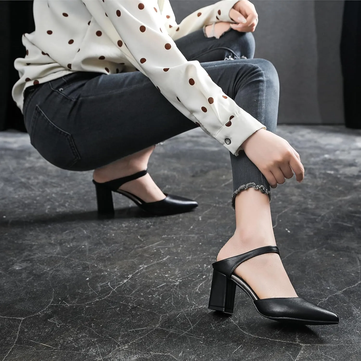 Women'S Leather Pointed Closed Toe Block Heel Mules Fashion Casual Slip On Comfort Cutout Backless Heeled Dress Slide Sandals For Office Party Wedding Prom Daily Wear